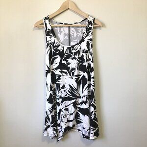 Cupio Long Tropical B&W Floral Handkerchief Hem A-Line Viscose Tank Top